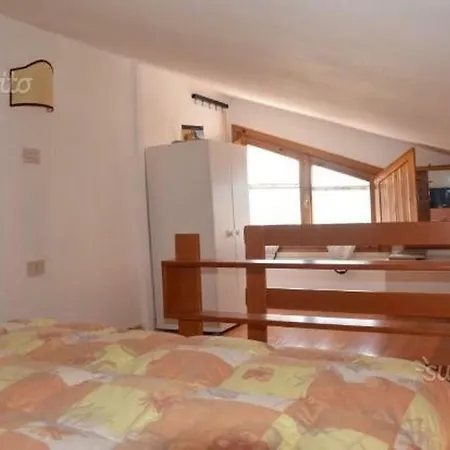 La Mansarda Del Poggio Apartment
